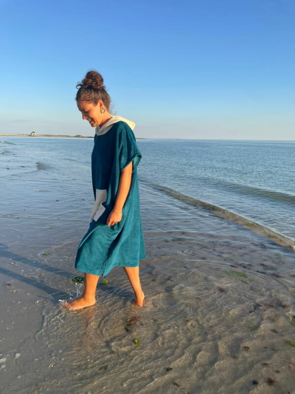 Poncho – Image 10